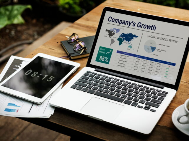 SEO vs Google Ads: Which Delivers Better Results?